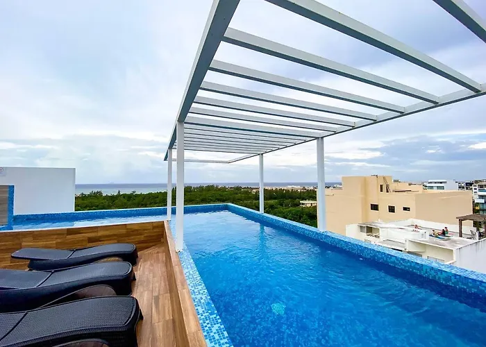 Best Studio At 5Th Ave With Pool Gym Steps To Beach